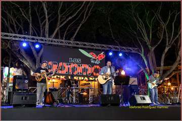 Los Sarantontones despachan el mejor rock español en Los Llanos de Telde/Ildefonso Rodríguez.